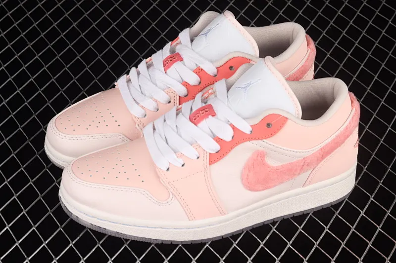 All categories Air Jordan Jordan series basketball shoes Air Jordan 1 Low G version pure original Air Jordan 1 Low AJ1 Joe 1 Second Dimension Valentine's Day low-top retro culture basketball shoes DM5443-666
